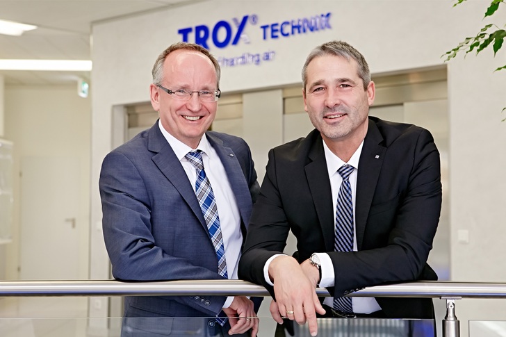 Die Geschäftsführer der Trox GmbH: Thomas Mosbacher (Finanzen / Personal) und Udo Jung (Vertrieb/Technik/Produktion). - © Trox
