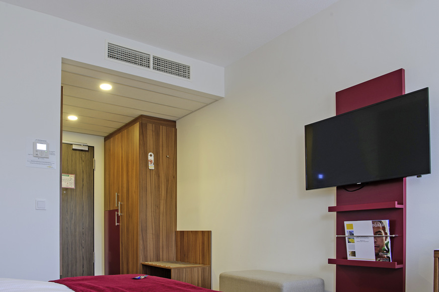 Bild 4 Die Zimmer werden unauffällig durch Zwischendeckengeräte klimatisiert.