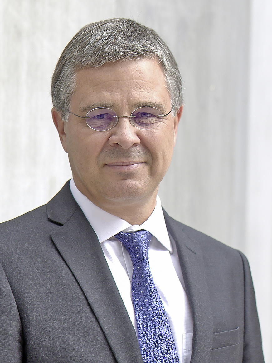 2 Wolf Hartmann: „Um eine echte Bedarfslüftung bzw. -klimatisierung stärker zu verbreiten, brauchen wir preisgünstigere Lösungen. Unsere Antwort ist eine konsequente Dezentralisierung – bei den Lüftungs- und Klimageräten und auch bei der MSR-Technik.“