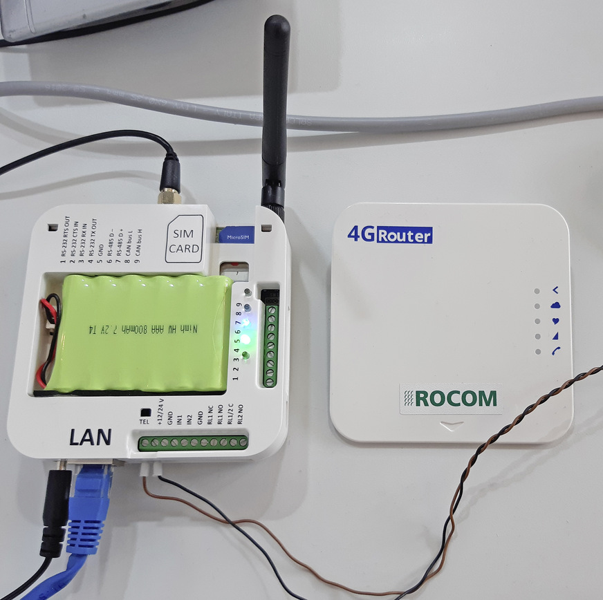 Bild 2: Die Fachausstellung auf den 37. Heilbronner Aufzugstagen mit Lösungen zur Modernisierung und Digitalisierung von Aufzügen zum Ansehen und Anfassen, z. B. der 4G-Router von Rocom Energie- und Kommunikationssysteme als Beitrag zur vorbeugenden und vorausschauenden Wartung.