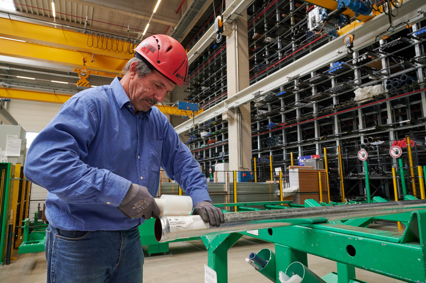 Modernste Lagertechnik und SAP-gestützte IT-Infrastruktur sorgen für hocheffiziente Abläufe – wie hier im Langgutlager.