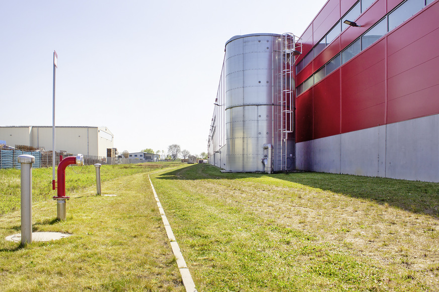 Die zwei Lösch­wasseranlagen mit einem Gesamt­volumen von 208 m3 bestehen aus jeweils 52-m3-Löschwasser­behälter vom Typ Graf Carat XXL.&nbsp;