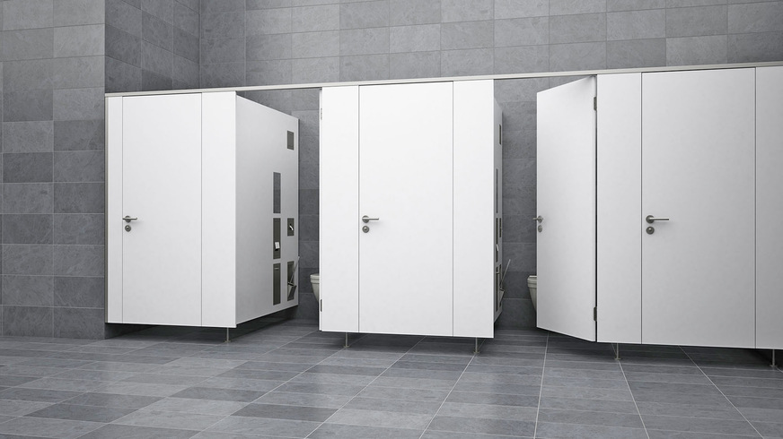Kemmlit: WC-Trennwandsystem Primo in Verbindung mit Systemwand saniQub.