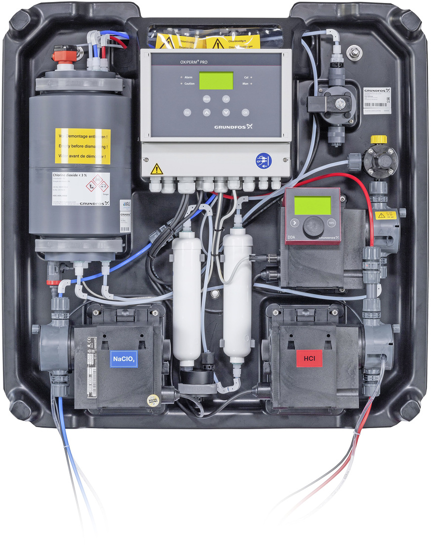 Bild 3: Die Desinfektionsanlage Oxiperm Pro von Grundfos Alldos ist eine Anlage zur Herstellung und Dosierung von Chlordioxid zur Desinfektion von Trink-, Brauch-, Kühl- und Abwasser.