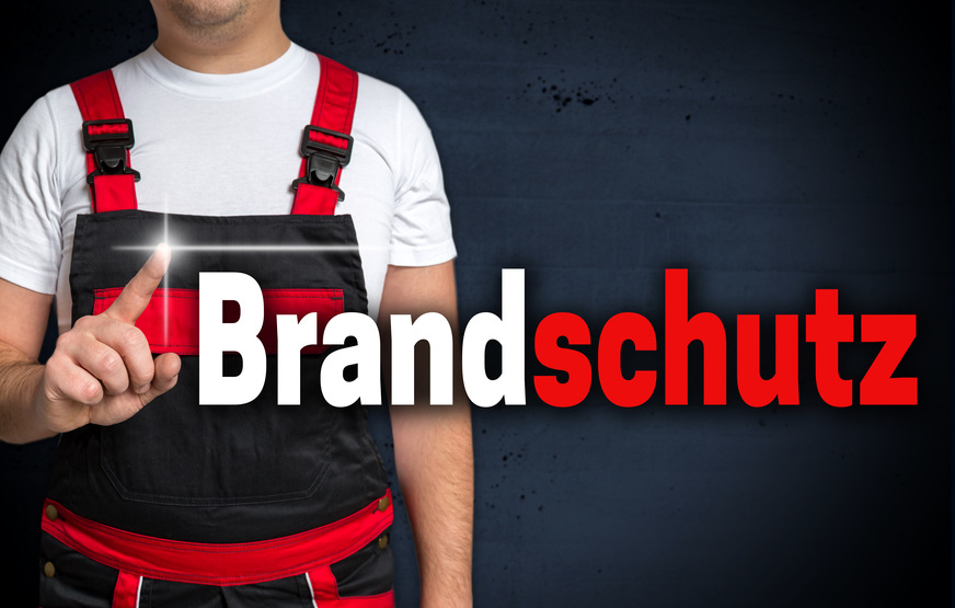 Brandschutzmaßnahmen müssen der Ausbreitung von Feuer und Rauch wirksam vorbeugen.