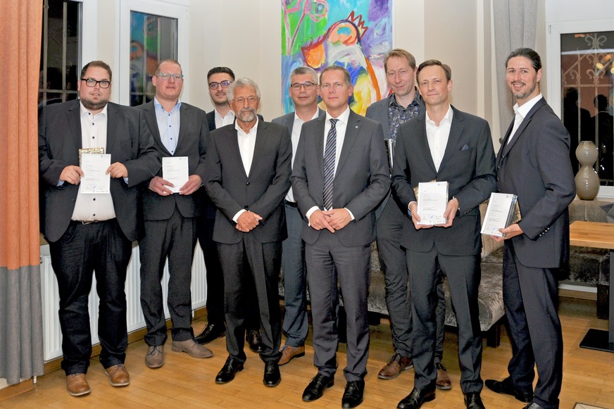 Auszeichnung der Absolventen des ersten Studiengangs „Zertifizierter TGA-Manager“ im Albrechts Casino am Staden in Saarbrücken durch den BTGA.