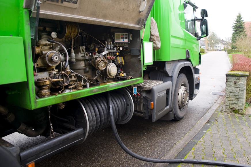 Die Ampel-Koalition erhöht den Druck, bei der Heizungsmodernisierung von fossilen auf erneuerbare Energien umzusteigen.