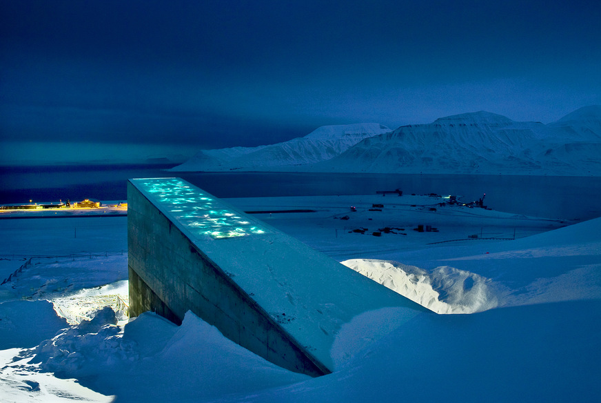 Das Svalbard Global Seedvault ist der weltgrößte Saatguttresor der Welt. In dieser Arche Noah lagern große Mengen unterschiedlicher Samen.
