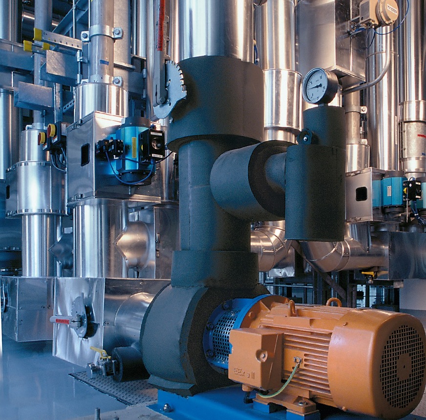 Bild 5 In der Pharma-, Chemie- und Lebensmittelindustrie, insbesondere in Reinräumen oder Bereichen mit hohen Hygiene-Anforderungen, kommen verstärkt Edelstahlleitungen zum Einsatz. Halogenfreie Dämmstoffe minimieren auf diesen Leitungen das Risiko der Spannungsrisskorrosion.