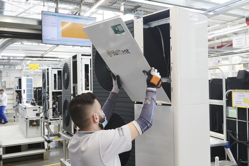 2021 flossen bei der Vaillant Group erhebliche Mittel in den Ausbau der Produktionskapazitäten für Wärmepumpen.