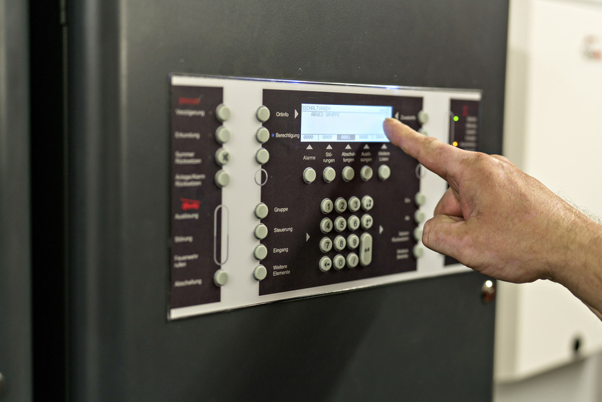 Bild 1 Die neue Fassung der VDE 0833-2 enthält u. a. Klarstellungen zur Alarmierungsfunktion von Brandmeldeanlagen.
