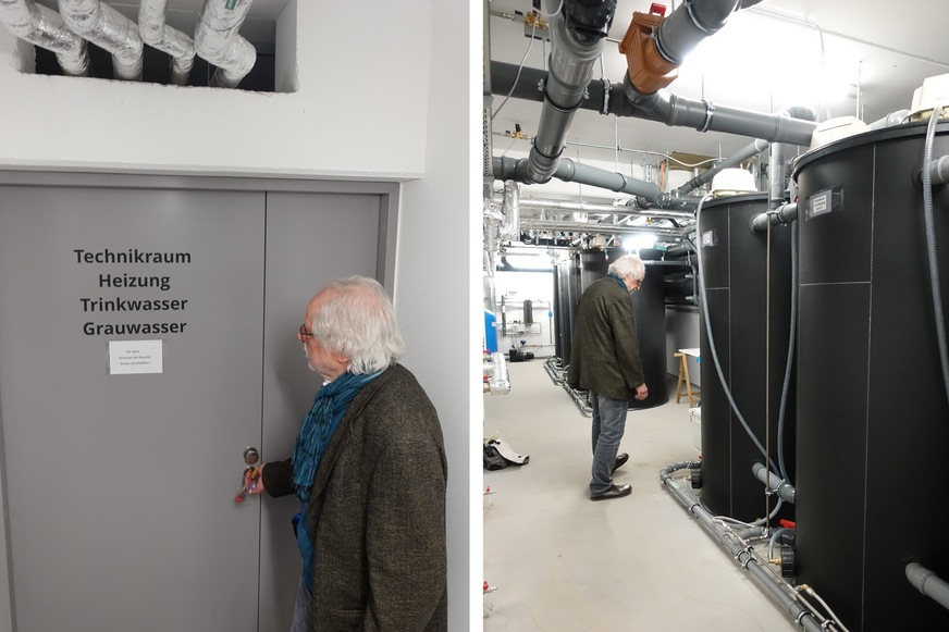 Bild 2 Zugang zum Technikraum im UG der 7-geschossigen Apartmentanlage für Studenten in Berlin-Pankow. Hier wird das gesamte Duschwasser der 442 Bewohner nach Aufbereitung zur WC-Spülung verwendet. Das Grauwasser wird mithilfe eines Siebes zunächst von störenden Stoffen befreit, bevor ihm nach dem 3-stufigen Grauwasserpuffer (rechts vorne) zum ersten Mal die Wärme für die Trinkwassererwärmung entzogen wird.