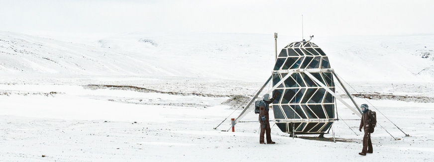 Die zweiköpfige Crew, Sebastian Aristotelis und Karl-Johan Sørensen, testete die Eignung des Habitats über einen Zeitraum von drei Monaten völlig abgeschieden von der Außenwelt in Nord-Grönland.