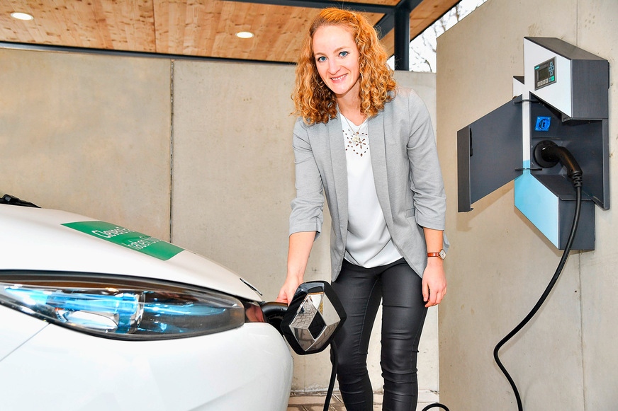 Bild 2 Das Elektroauto genau dann laden, wenn im lokalen Stromnetz ausreichend Energie produziert wird: das ist mit dem Flair2-Modul automatisiert möglich.