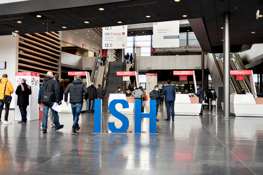 Geschäftspartner persönlich treffen, Fachwissen austauschen und Inspiration finden: die ISH in Frankfurt ist der internationale Treffpunkt für die TGA/SHK-Branche.