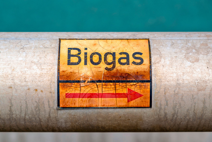Bild 6 Um aus Biogas mit dem Erdgasnetz kompatibles Biomethan zu erzeugen, ist eine aufwendige Gasaufbereitung erforderlich. Zudem muss ein Einspeisepunkt in das Erdgasnetz zur Verfügung stehen.
