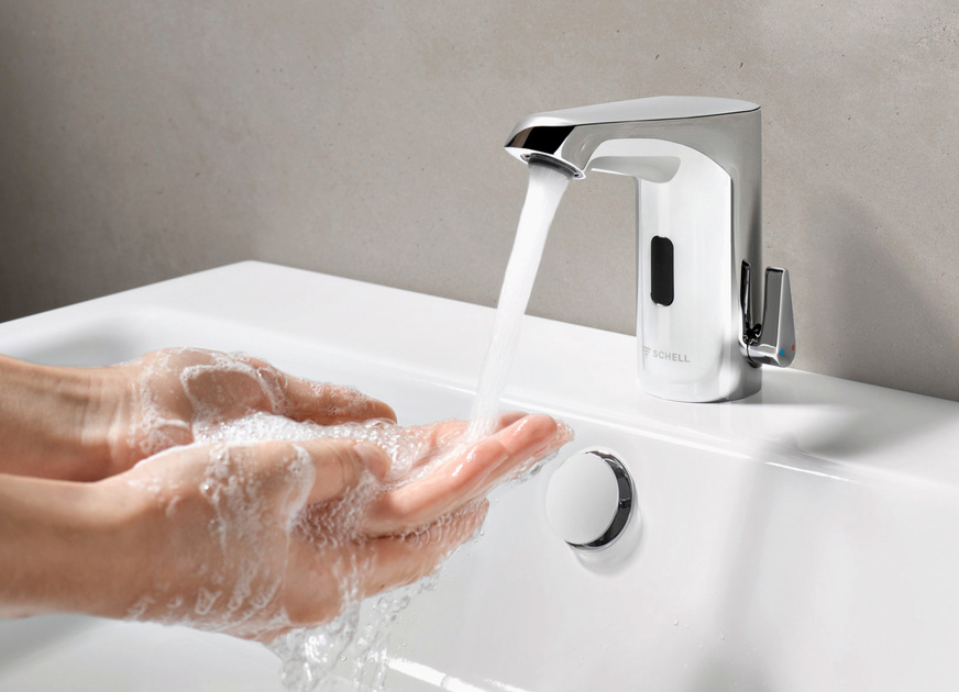 Bild 3 Produktionsseitig trocken geprüfte Bauteile, wie hier von Schell, und ein regelmäßiger Wasserwechsel über alle Entnahmestellen sind ein effizienter Schutz des Trinkwassers gegen eine Kontamination mit Pseudomonas aeruginosa.