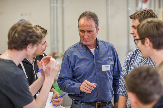 „Hekatron youMove“ vermittelt Fachkenntnisse für den Brandschutz&nbsp;und stärkt die persönlichen Kompetenzen der&nbsp;Teilnehmenden.