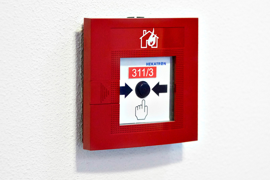 Bild 4 Ein durch Planung vermeidbares Risiko im Amokfall: Die mutwillige Auslösung einer Brandmeldeanlage durch einen Handfeuermelder.