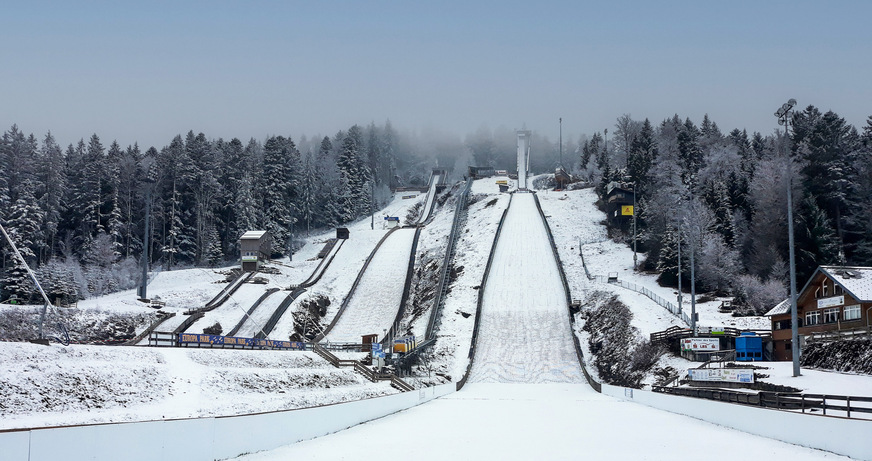 Das Adlerstadion in Hinterzarten bietet Skispringern ganz neue Trainingsmöglichkeiten.