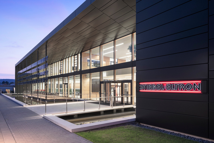 Der Energy Campus, das Schulungs- und Kommunikationszentrum von Stiebel Eltron, in Holzminden.