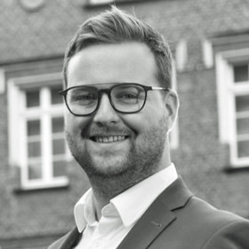 Lucas M. van Stephoudt