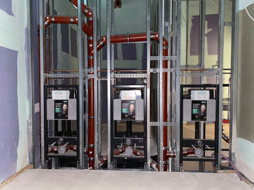 „nextVIT“ WC Montageelement mit vormontiertem UP-Spülkasten „A31“, eingebaut in Ständerleichtbauwand