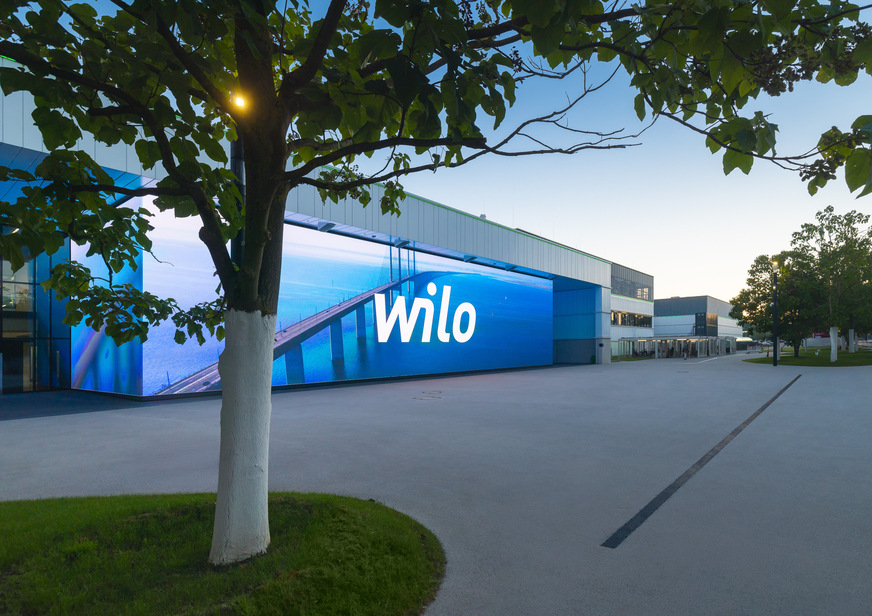 Angesichts geringerer Auftragseingänge im OEM-Geschäft wird die Arbeitszeit in der Produktion am Standort Dortmund auf bis zu 30 Stunden reduziert.