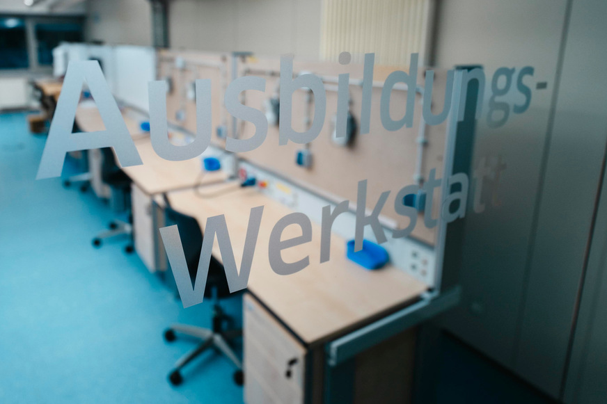 Engie geht neue Wege in der Ausbildung mit einer eigenen Ausbildungswerkstatt im elektrotechnischen Bereich.