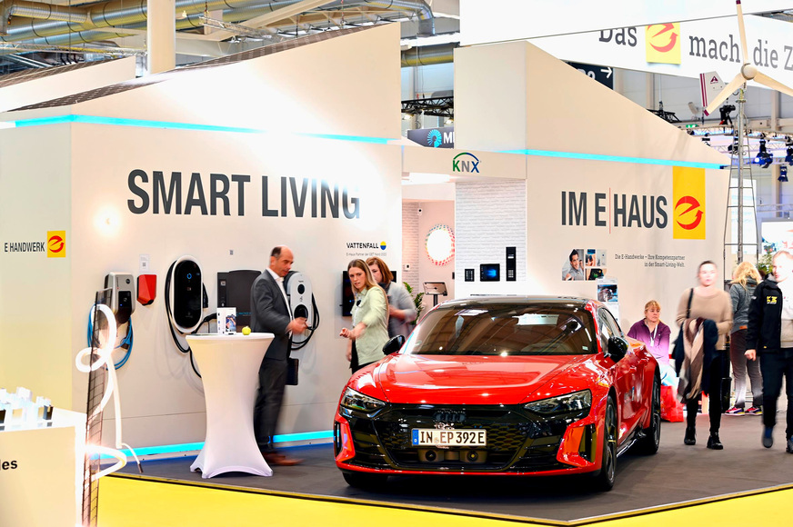 Das E-Haus des ZVEH wird 2025 auf den Einsatz von KI in der Gebäudetechnik fokussiert.