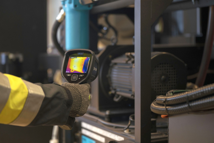 Bild 2 Technischen Anlagen können berührungslos, gefahrlos, unter Last und ohne Betriebsunterbrechung inspiziert …