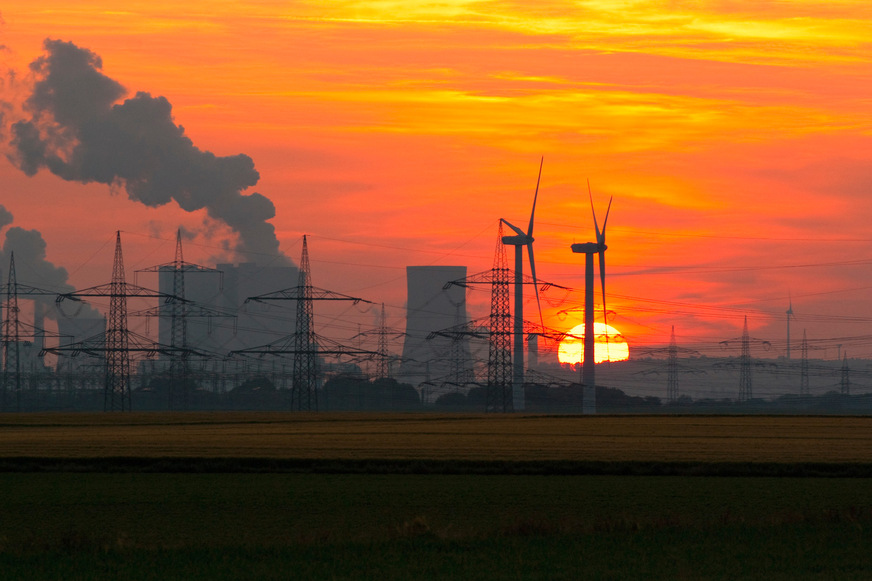 Bild 4 Der Stromnetzausbau und die Finanzierung dafür wird in allen Wahlprogrammen thematisiert.