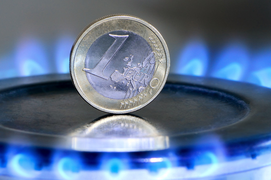 Bild 8 Günstiges Erdgas durch Pipelinelieferungen aus Russland? Aufgrund der Zusammensetzung von Endkundenpreisen wäre Erdgas selbst bei Grenzübergangspreisen aus der Zeit vor 2021 heute kaum günstiger.