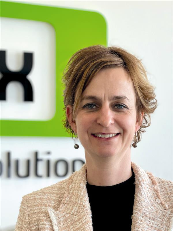 Dr. Sandra Bell