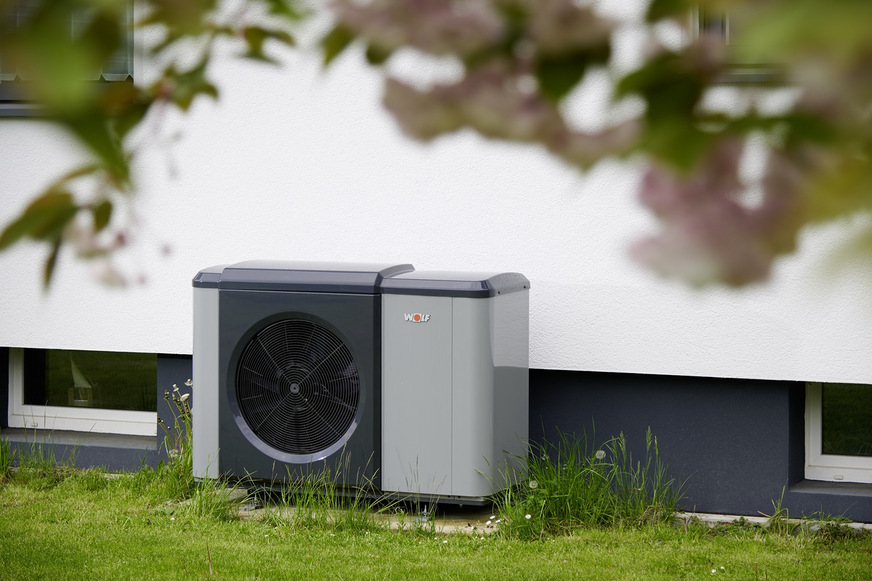 Bild 8 Aus der Praxis sind Fälle bekannt, in denen sich Nachbarn über die Lautstärke von noch nicht angeschlossenen Wärmepumpen beklagt haben. Mit der richtigen Planung, Installation und Inbetriebnahme lassen sich Grenzwerte sicher einhalten.