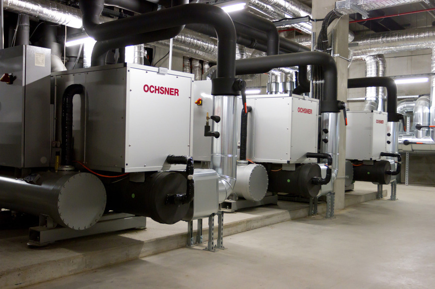 Große Wärmepumpen.