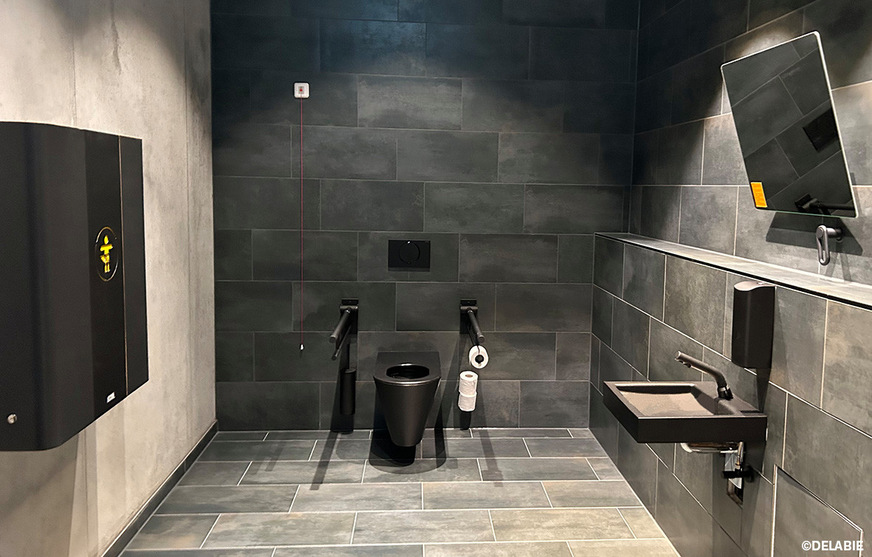 Sanitärraum auf dem EUREF-Campus.