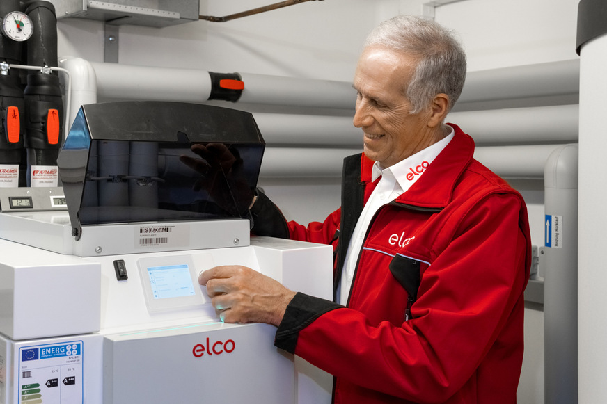 Nach 40 Jahren ersetzt die Sole-Wasser Wärmepumpe Aquatop S08 von Elco eine alte Wärmepumpen-Anlage.