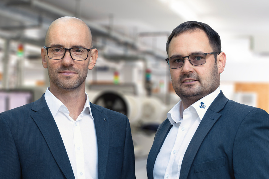 Der Gründer und Geschäftsführer der Technischen Alternative, Ing. Kurt Fichtenbauer (re.), hat zum 1. September die Leitung an Jürgen Prazak übergeben.