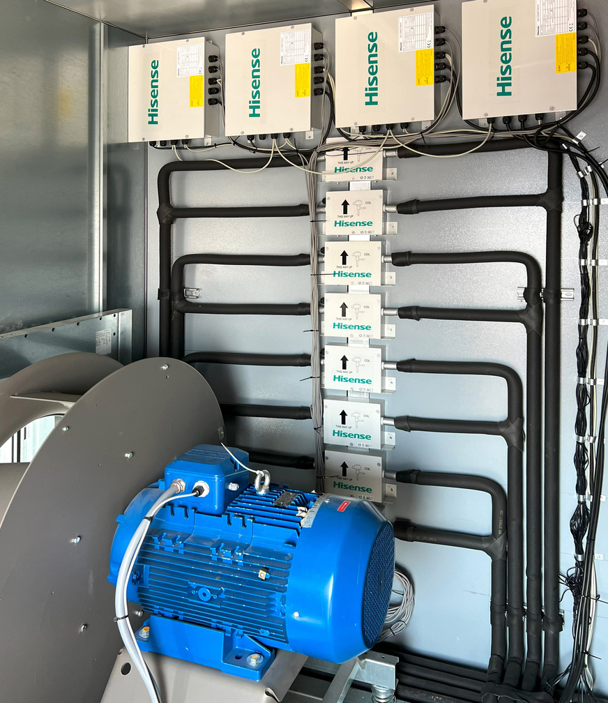 Bild 2 HZX-Kits von Hisense regeln die thermische Energieübertragung im Luftkanal per 0…10-V-Signal.