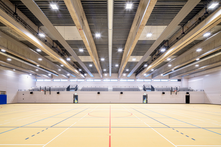 Mit seinen umfangreichen 360°-Touren setzt Raumklimaspezialist Zehnder zahlreiche Referenzprojekte mit Zehnder Deckenstrahlplatten eindrucksvoll in Szene. Die virtuellen Besucher können sich dabei vom Schreibtisch aus durch reale Bauprojekte bewegen.