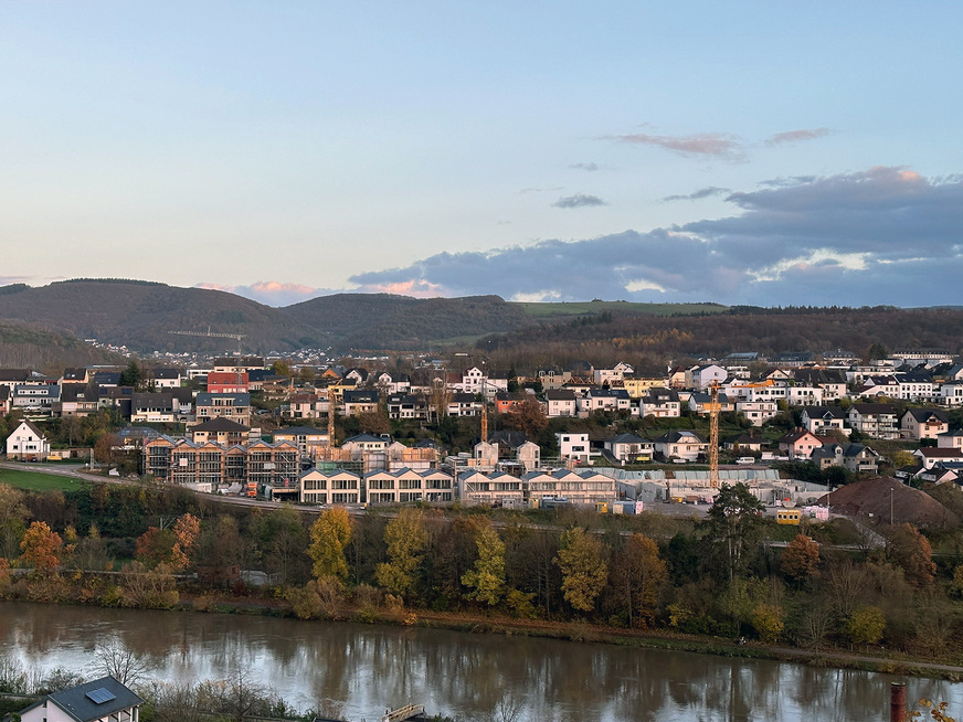 Das Hotel-Resort Terra Saar entsteht in spektakulärer Lage an der Saar.