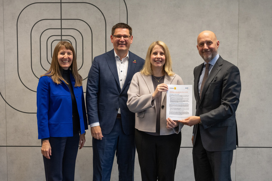 Von links: Sabine Busse, Stefan Ehinger, Verena Hubertz, Daniel Hager.