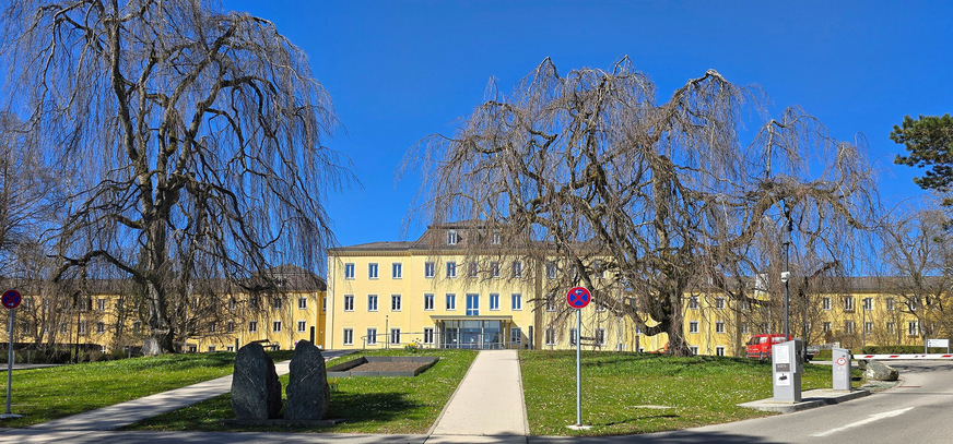 Bild 5 Das Bezirkskrankenhaus Kaufbeuren besteht aus mehreren einzelnen Gebäuden, die unabhängig voneinander mit Trinkwasser warm versorgt werden – aber in jedem gibt, besser: gab es ein Kalkproblem …