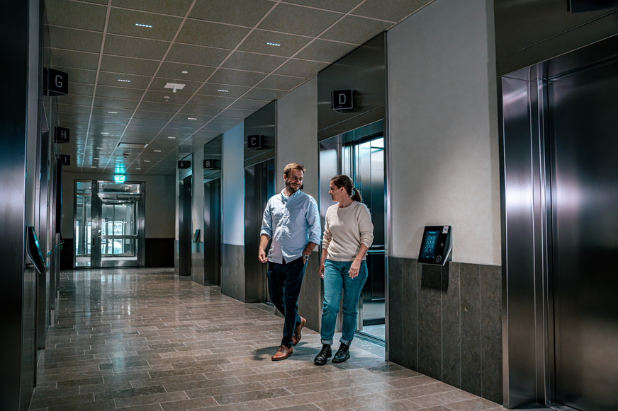 Bild 2 Die Auswahl eines Aufzugssystems sollte heute nicht nur nach Förderleistung und Design erfolgen, sondern auch nach digitaler Ausstattung und Integrationsfähigkeit.