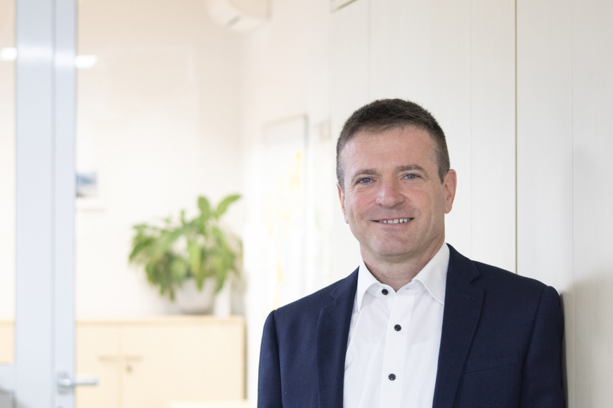 Eberhard Kipp, seit 2019 geschäftsführender Gesellschafter des FHB, gestaltet die Weiterentwicklung des Fortbildungswerks seit vielen Jahren aktiv mit.