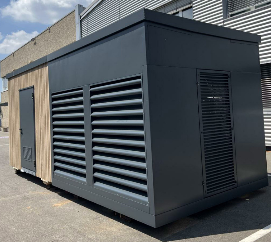 Bild 11 Energy Units sind schlüsselfertige, modulare Energiezentralen, die nicht nur die benötigten Wärmepumpen, sondern auch die komplette Hydraulik, Regelung und Speichertechnik enthalten.