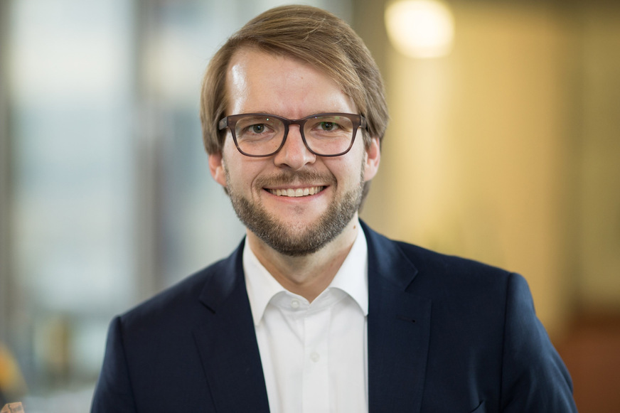 Bild 5 Dr. Alexander Linder, Leiter Produktmanagement Vaillant Deutschland: „Die Ziele der Energiewende und damit die Reduzierung der CO2-Emissionen sind auf europäischer Ebene fixiert. Auch bei allen denkbaren Änderungen im ‚Heizungsgesetz‘ ist das europäische Recht in jedem Fall zu beachten.“