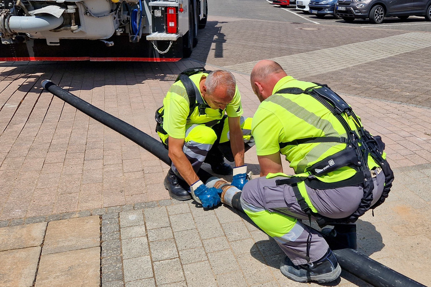 Bild 5 … sie haben ein geringes Gewicht, eine geringere thermische Belastung und können auch unter der Kleidung getragen werden.