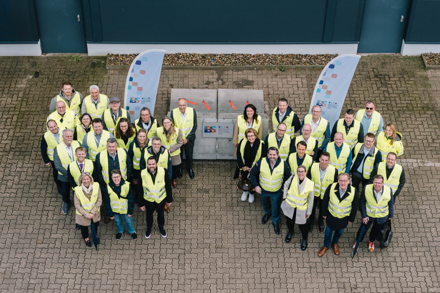 Im neuen Schulungsstandort in Sarstedt werden zukünftig Fachkräfte im Baugewerbe, in der Gebäudetechnik und im Facility Management aus- und weitergebildet.